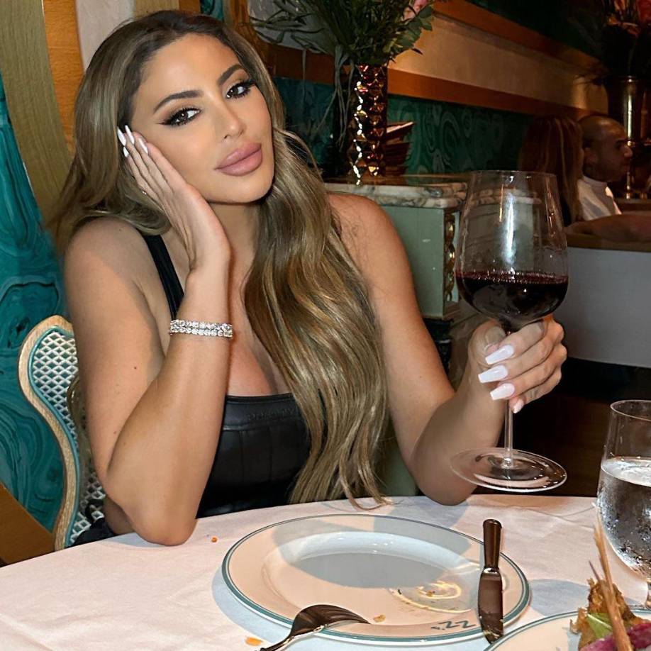 “Yo siempre tuve sexo cuatro veces por noche. Tuve sexo cuatro veces por noche todas las noches con Scottie Pippen”, comenzó confesando la bella chica.