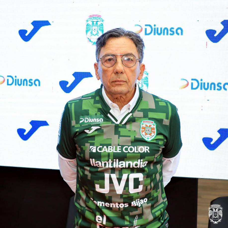 Otro entrenador presentado fue Salomón Nazar en el Marathón. “Para mí es importante llegar al Marathón. Es una buena oportunidad para transcender, debemos dar el pecho por los entrenadores hondureños”, dijo el extécnico del Victoria, al que le deberá pagar una cláusula por su salida.