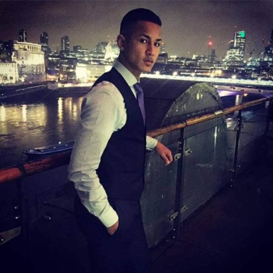 Aunque muchos crean lo contrario, el atacante de 21 años es un chico 'humilde' que agradece a sus padres todo el apoyo.