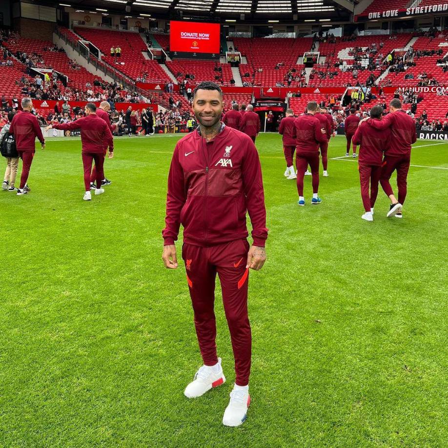 Jermaine destacó en el fútbol inglés e inclusive llegó a jugar una final de la Champions de 2007 con el Liverpool, Ahora se ha declarado en bancarrota.