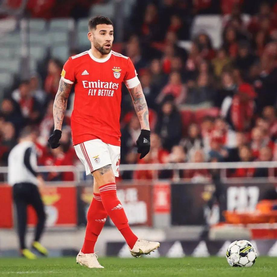 Después, el jugador del Benfica salió a desmentir la noticia y emitió un comunicado público en el que exponía su versión del caso.