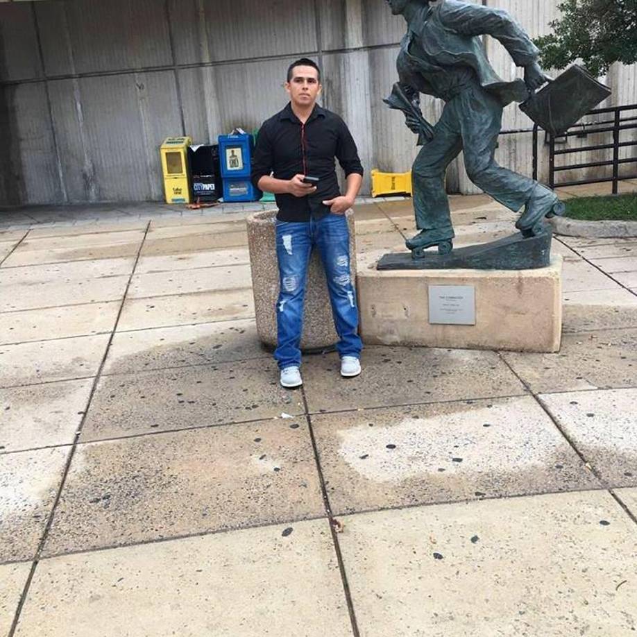 Además de su exigencia de justicia a la autoridad, los hispanos piden a la comunidad ayuda para que los cuerpos de los hermanos Quintano puedan descansar en paz en su natal Honduras.