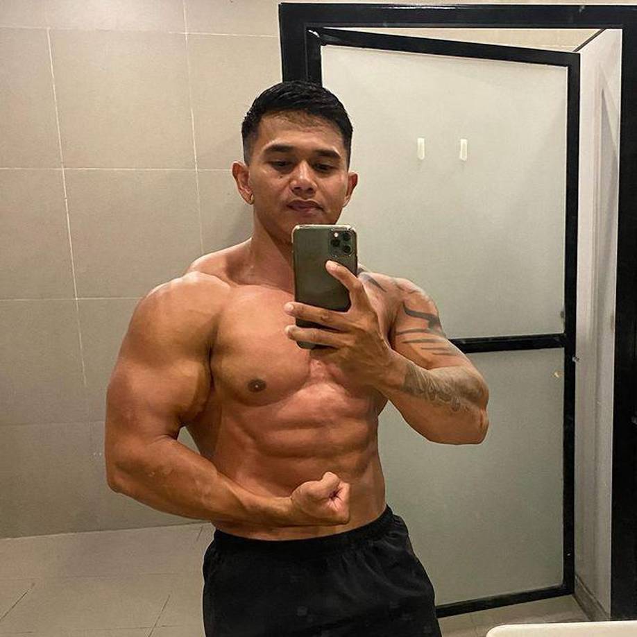 De inmediato sus compañeros llamaron a emergencias para que una ambulancia lo trasladara a un hospital. Minutos más tarde, fue internado en quirófano. Sin embargo, dada la gravedad de la lesión en el cuello y pulmones, el joven no logró sobrevivir.