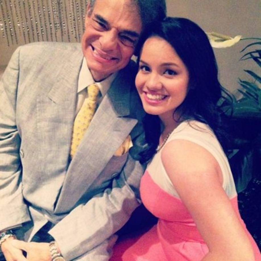 Los usuarios no lo olvidan la conducta que mostró Sarita tras la muerte de José José y su negativa de viajar al país natal de su padre. “Acá en México no eres bienvenida” o “No tienes nada que hacer en México”, comentaron.