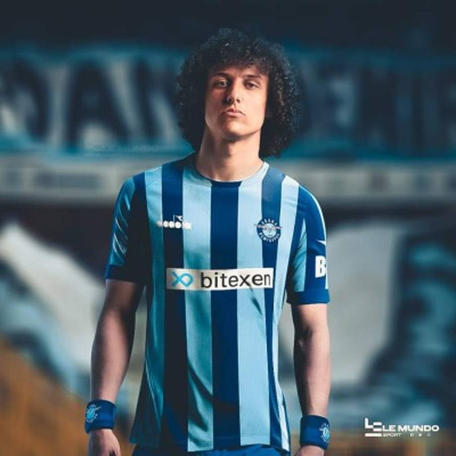 David Luiz tiene nuevo equipo. El defensa brasileño, ex de Chelsea o Arsenal, jugará la próxima temporada en el equipo turco Adana Demirspor, donde se va a encontrar a jugadores como Mario Balotelli, Younes Belhanda o Gokhan Inler. El central firmará con los otomanos hasta 2023, percibiendo un salario de 4 millones por campaña.