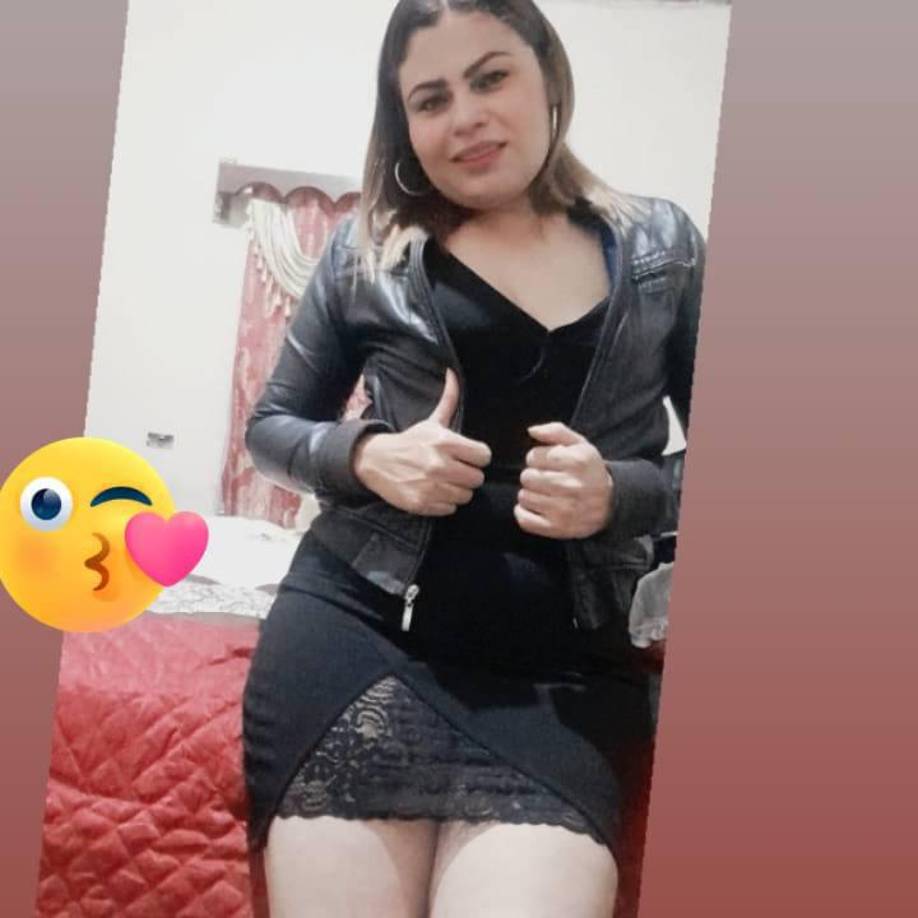 En el lugar del accidente quedaron dispersas varias botellas de cervezas,