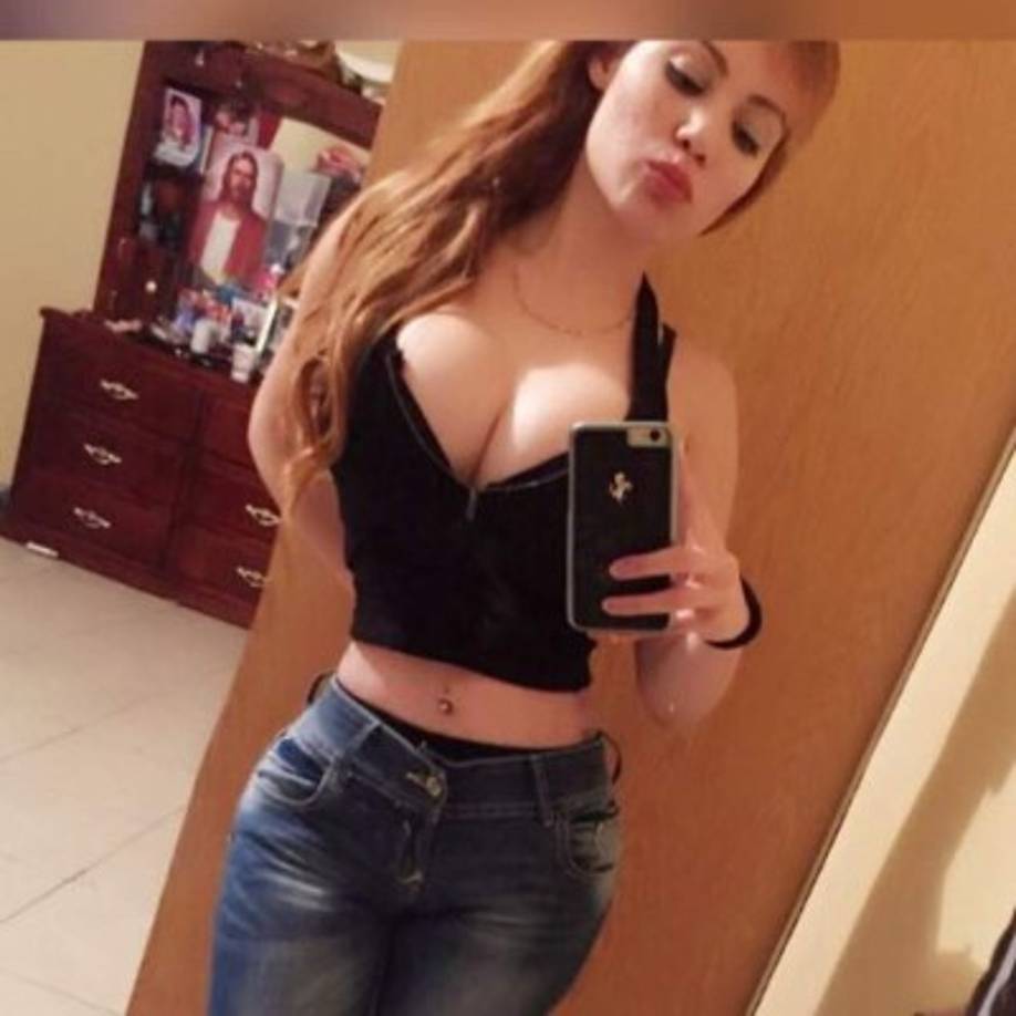 La joven fue atacada en su hogar meses después de que su novio también fuera asesinado.