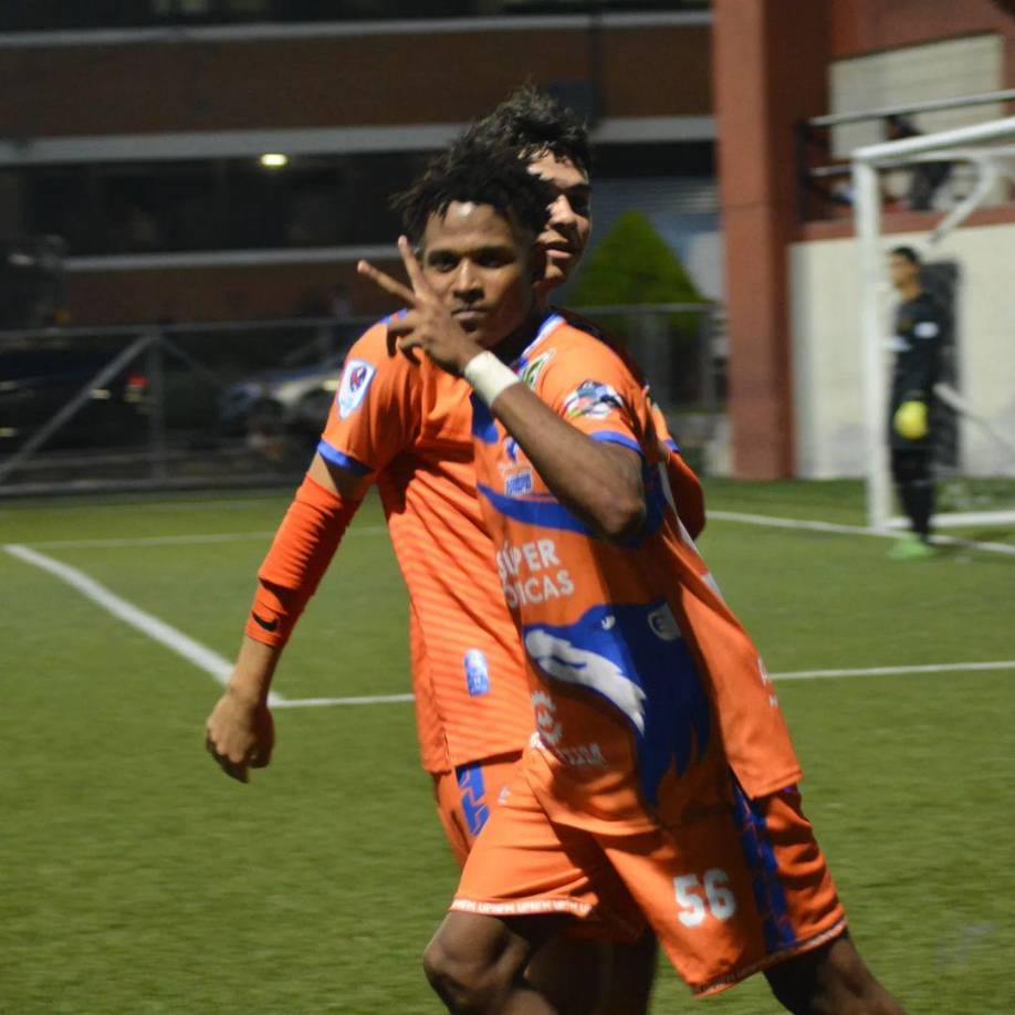 Justin Ponce, delantero de Lobos UPN.