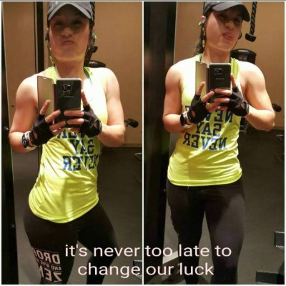 Gaby es apasionada a los deportes y se mantiene en forma en el gimnasio.