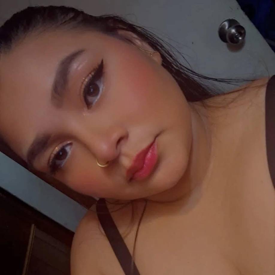 “Has dejado mucho dolor amor mío, mi segunda madre te amaré por siempre mi amor”, agregó.