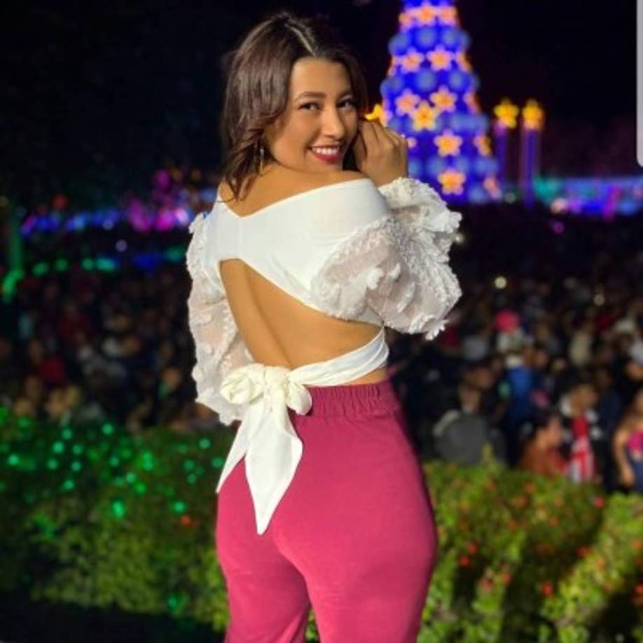 Milagro Flores es una de las presentadoras de la televisión hondureña más seguidas en redes sociales, en Instagram supera los 700 mil seguidores.