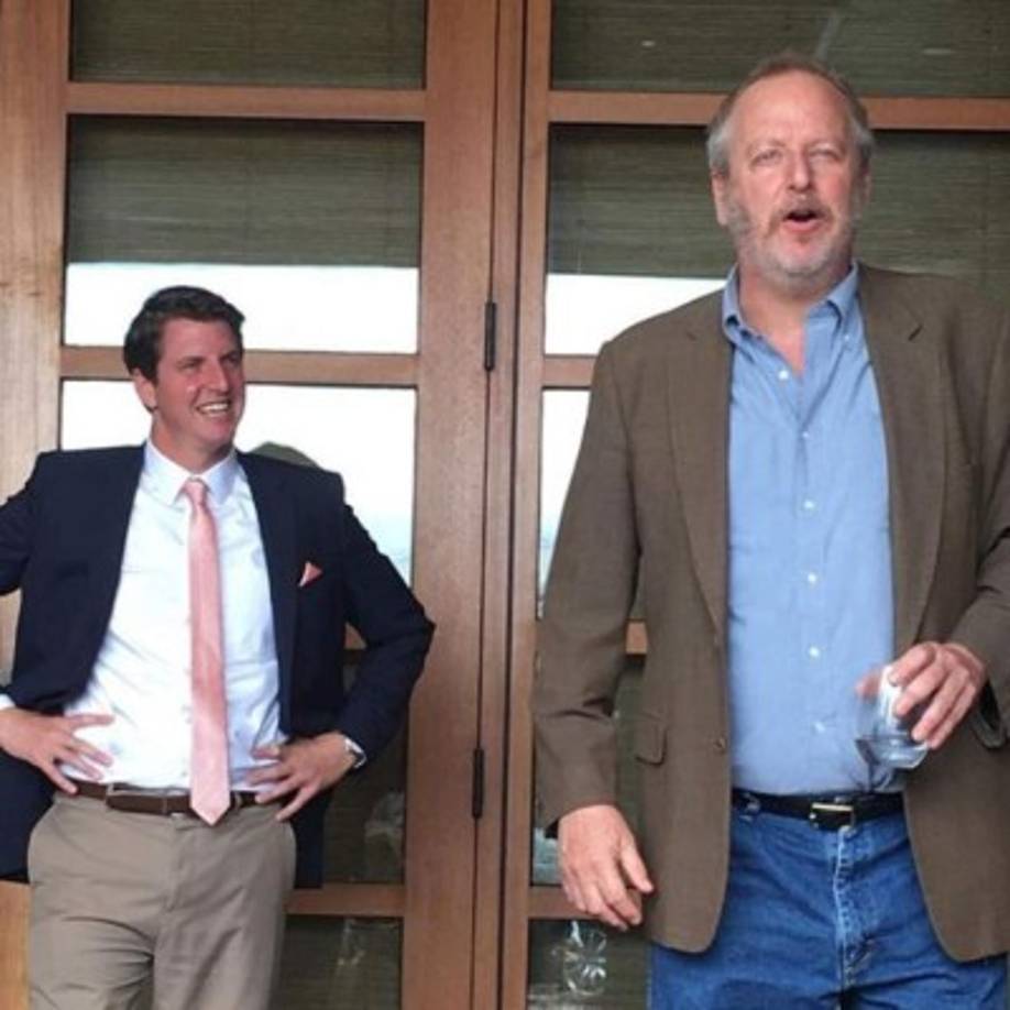 Daniel tiene cuatro hijos, uno de ellos es un político demócrata en California, EEUU.