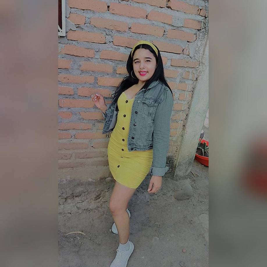 De acuerdo con testigos, las dos damas y el adolescente chocaron de frente. 