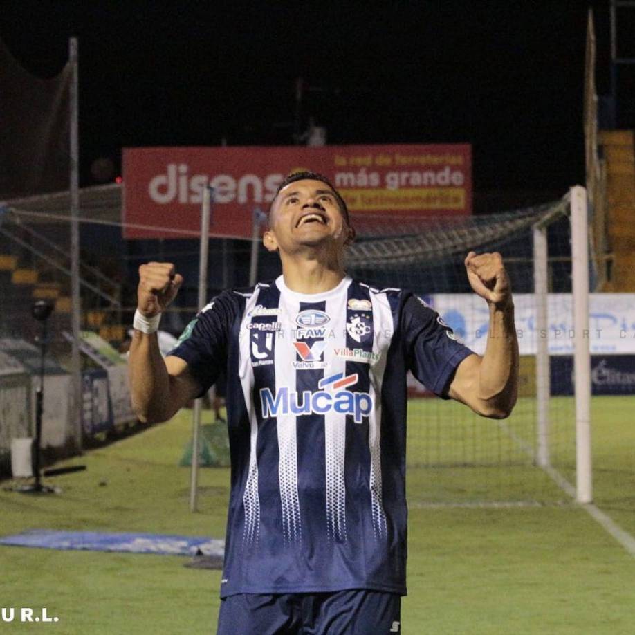 “Estuve con un proceso muy doloroso, pero mi cuerpo reaccionó bien gracias al esfuerzo de los médicos que han sido ángeles. Más adelante revelaré qué fue lo que pasó y eso es lo que tengo en mente”, agregó.