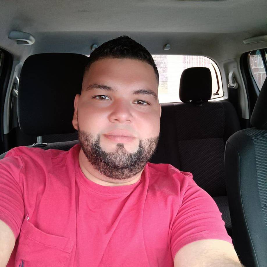 Otros conocidos, lamentando la pérdida, escribieron: “Lamentablemente muchos jóvenes mueren a manos de criminales... descansa en paz, Ro. Dios conceda fortaleza a tu familia y amigos”.