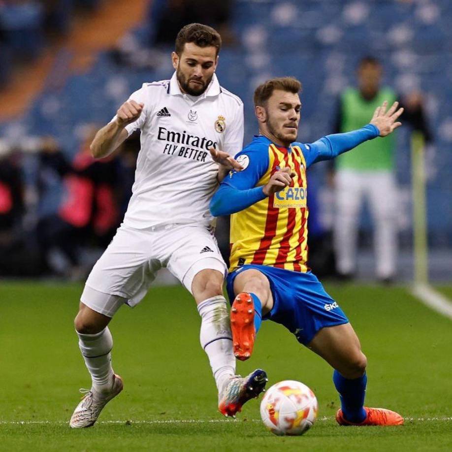 Segùn Fabrizio Romano, Nacho en caso de no renovar finalmente su contrato con el Real Madrid, tiene tomada la firme decisión de poner punto final a su etapa en el fútbol europeo apostando por su llegada a Estados Unidos. 