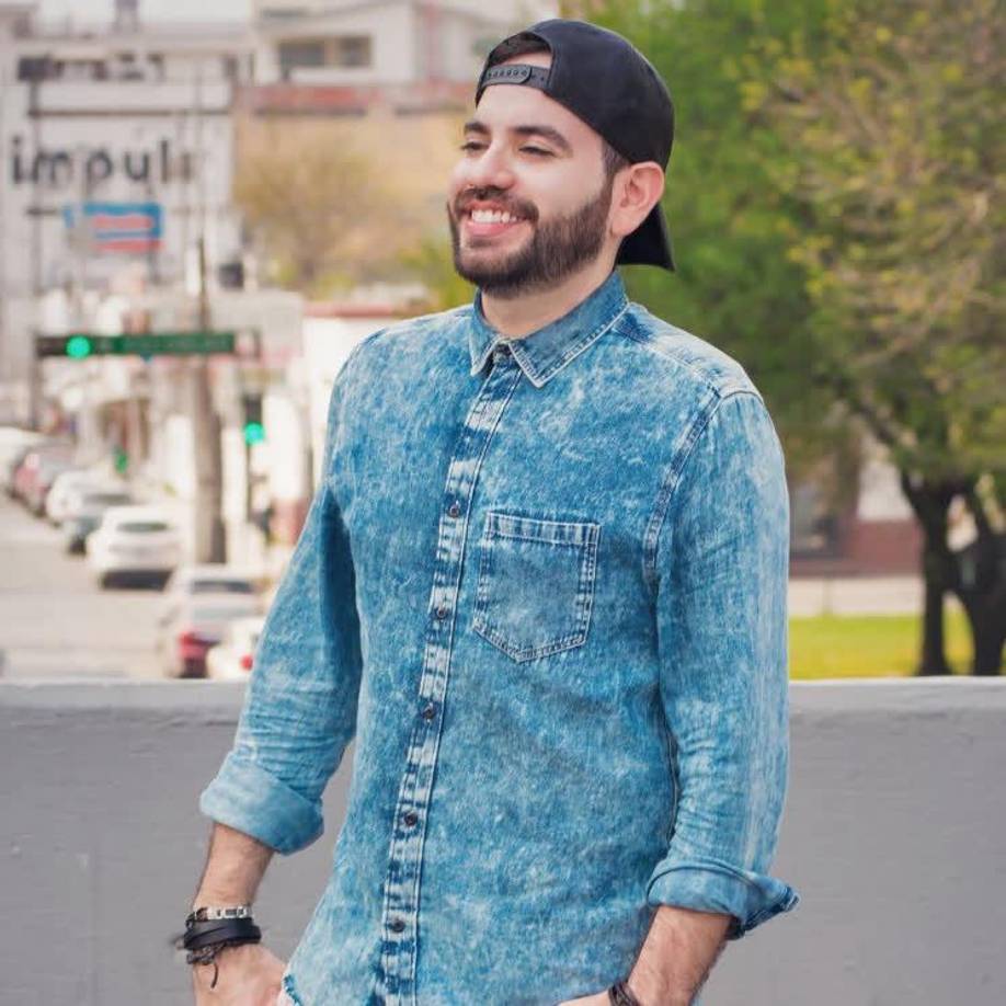 Hasta el momento, la familia de Damián Longoria, que en su canal de YouTube tiene 1.8 millones de seguidores, no se ha pronunciado al respecto.