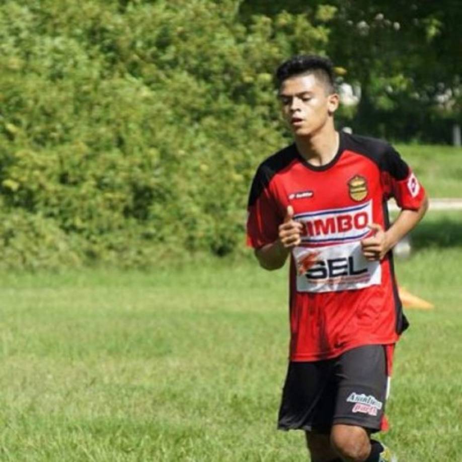 El jugador catracho estuvo haciendo una prueba en el Real España hace un par de años.