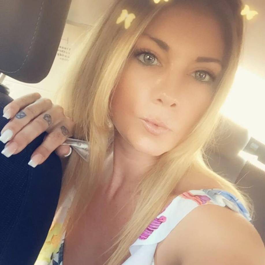 “Fuiste una mujer de buen corazón, pero sobre todo una súper mamá para tus increíbles hijos”, dijo con consternación una amiga cercana de Emma en redes sociales.