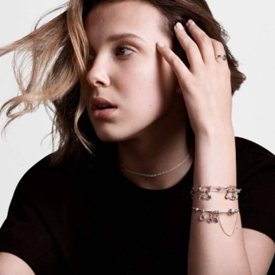 'No estoy orgulloso en absoluto de cómo hablé, parecía muy inmaduro. He hecho quedar muy mal a mi familia, a mis amigos y a mí mismo', ha añadido. 'Debería haber terminado el directo en el momento en que empezó a torcerse todo. Pero decidí no hacerlo, dije lo que dije, y no puedo retractarme. Solo quiero que sepan que no me enorgullezco de lo que dije'.