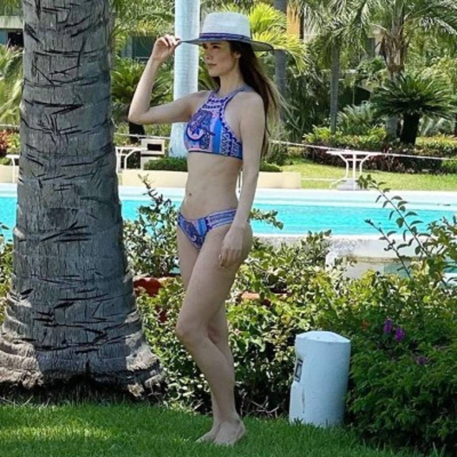 En otra foto Marlene, de 42 años, lució un envidiable abdomen, firme y marcado.