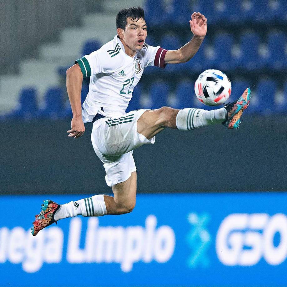 Extremo izquierdo: Todo apunta a que Hirving “Chucky” Lozano, delantero del PSV Eindhoven de Países Bajos será titular ante Honduras. 