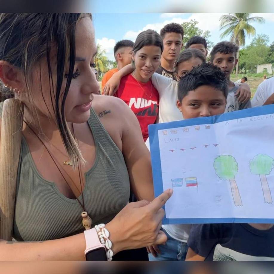 Laura ha compartido con comunidades hondureñas.