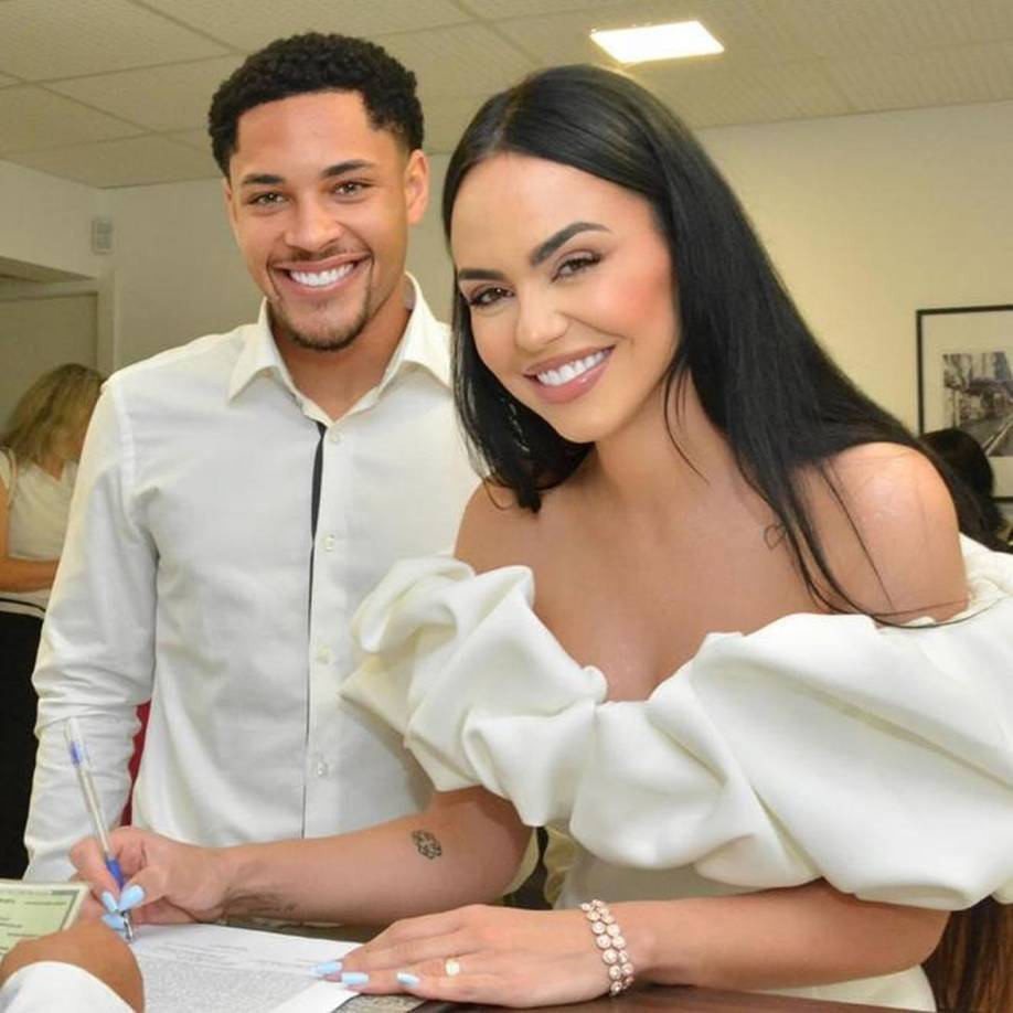 Pide el divorcio a jugador del Barcelona con impactante testimonio: “En tu propia casa...”