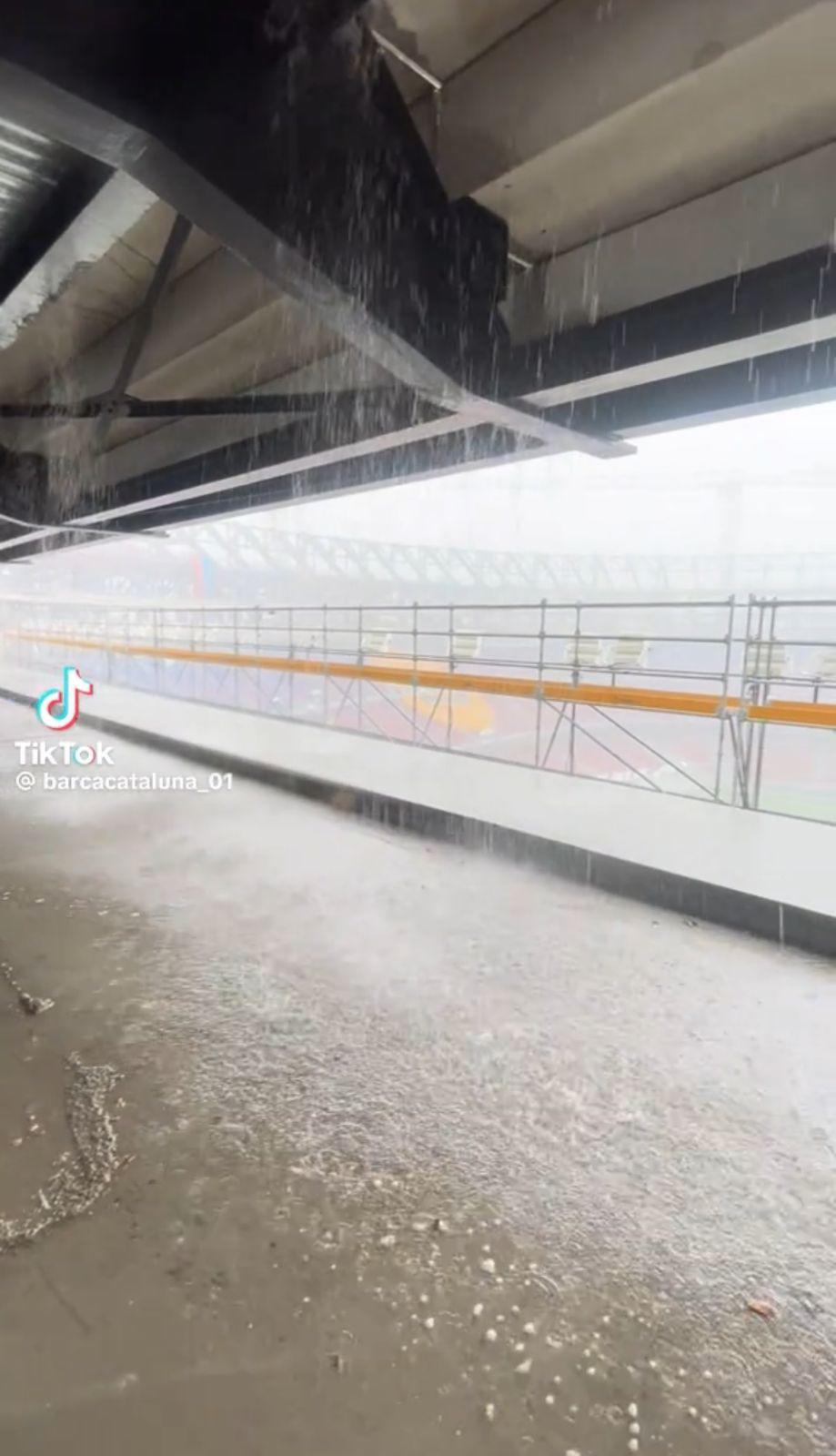 ¿Se inunda el nuevo Camp Nou? Circulan imágenes tras una fuerte tormenta