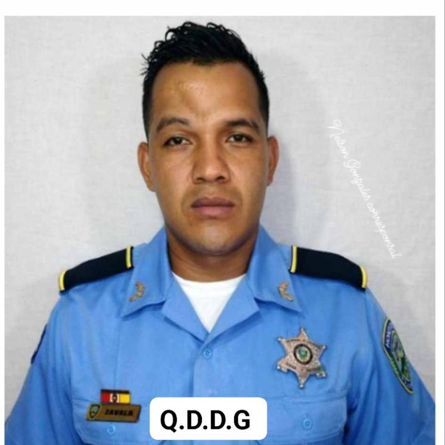 Carlos Zavala iba en el carril de rebasar a velocidad moderada. Salió por los aires y murió por los múltiples golpes.