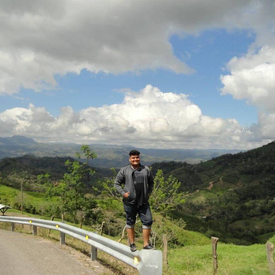 “Abrazos. Dejaste todo de lado por ir a ver al club de tus amores. Escuadrón 14 jamás de olvidará”, escribieron sus compañeros de barra en las redes sociales.