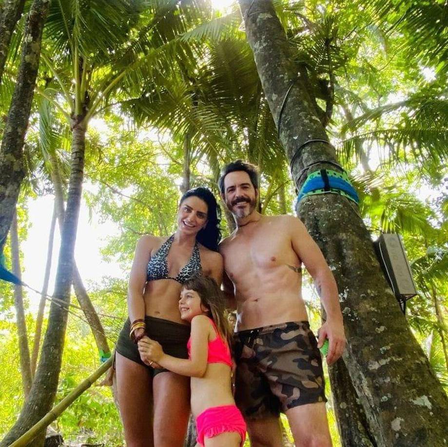 Aislinn Derbez y Mauricio Ochmann hasta la fecha han mantenido una estrecha relación por el bienestar de su hija.