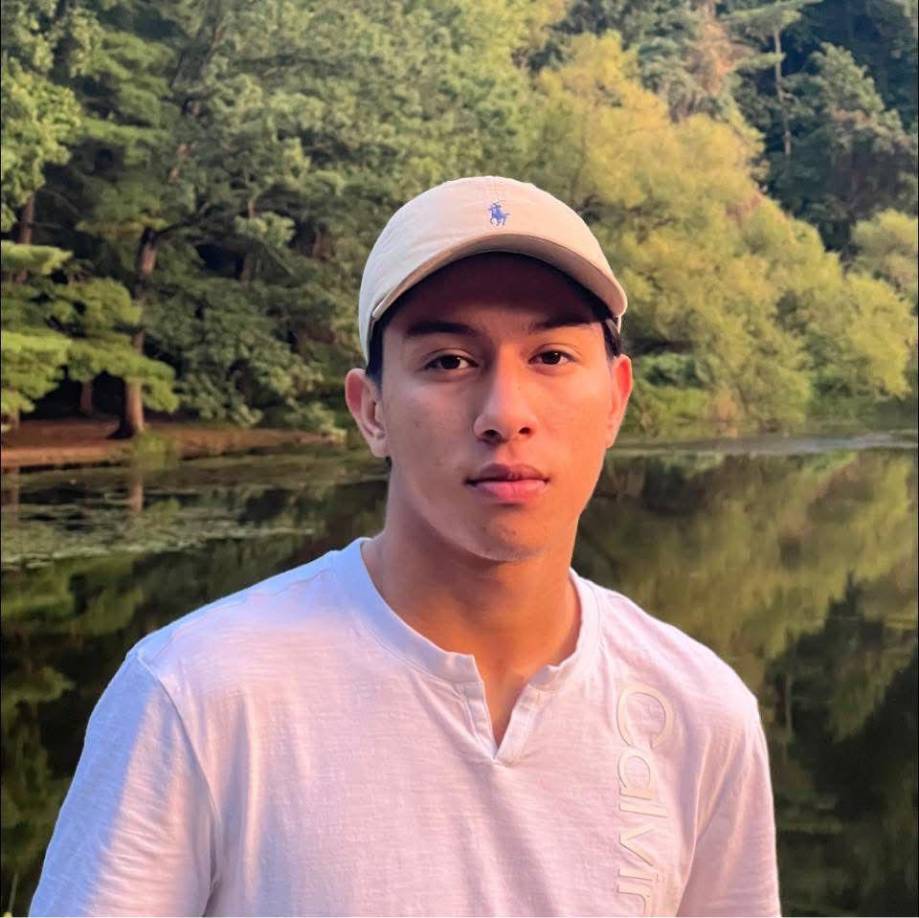 “Qué tristeza me da. La última vez que te miré fue el 10 de agosto en un cumpleaños en Maryland, molestándome cómo lo hacías en el colegio pidiendo un pollo con tajada, llamándome ‘tía Brenda’ como cariñosamente me decías; me sentí feliz mirarte de nuevo y ahora me siento tan triste”, relató.