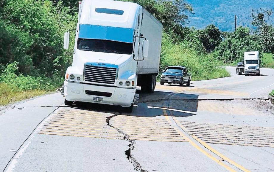 Copeco tiene reporte de 34 tramos carreteros destruidos en Copán, Lempira y Ocotepeque.