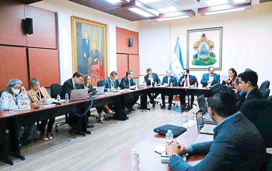 Socializan Presupuesto General de la República de 2023