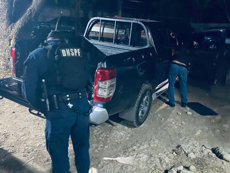 Operativo policial de la Dirección Nacional de Servicios Policiales Fronterizos (<b>DNSPF</b>).