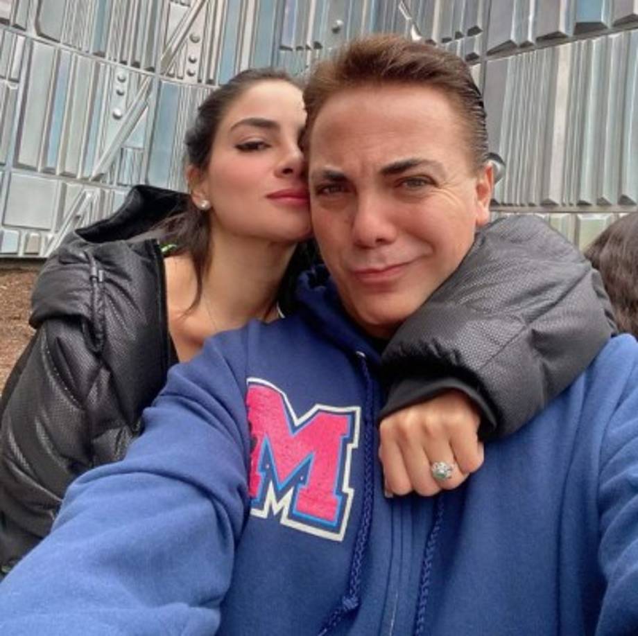 TE PUEDE INTERESAR: <a href='https://www.laprensa.hn/fotogalerias/farandula/1341860-411/infieles-veronica-castro-acabo-romance-yolanda-andrade-montserrat-oliver' style='color:red;text-decoration:underline' target='_blank'>Infieles: Verónica Castro acabó el romance de Yolanda Andrade y Montserrat Oliver</a>