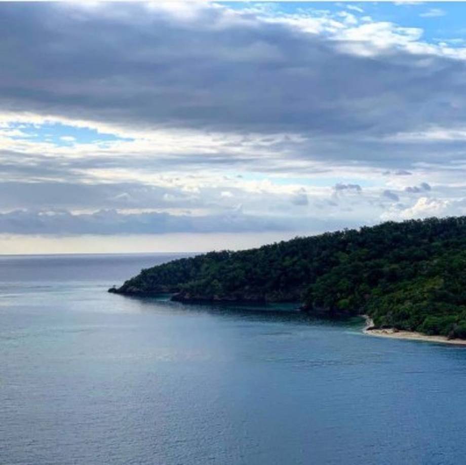 Lara subió esta imagen con la leyenda: Casa II; seguramente que el sol y la playa es justamente un hogar para la guapa española.