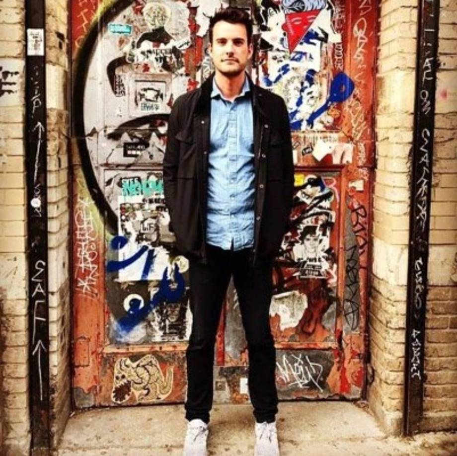 Daniel Thompson, 34, fue identificado como una de las cinco víctimas del trágico accidente en Nueva York.