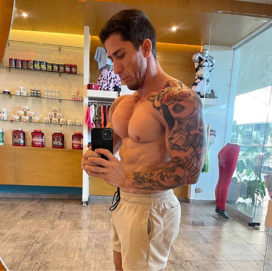 Durante años, el atleta se dedicó al fisicoculturismo y al entrenamiento personal, ganándose el respeto y admiración de colegas y alumnos. 