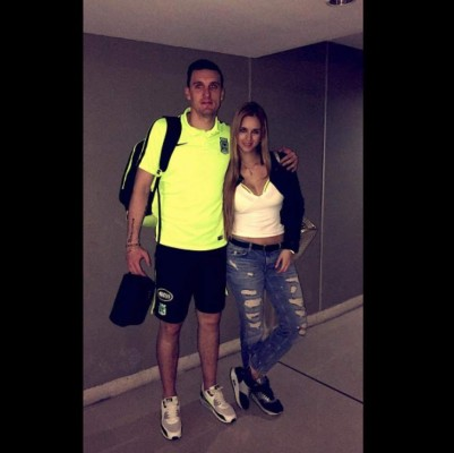 Franco Armani es un portero argentino que fue fichado por el River Plate de Argentina luego de grandes actuaciones con el Atlético Nacional de Colombia en donde es considerado un ídolo.