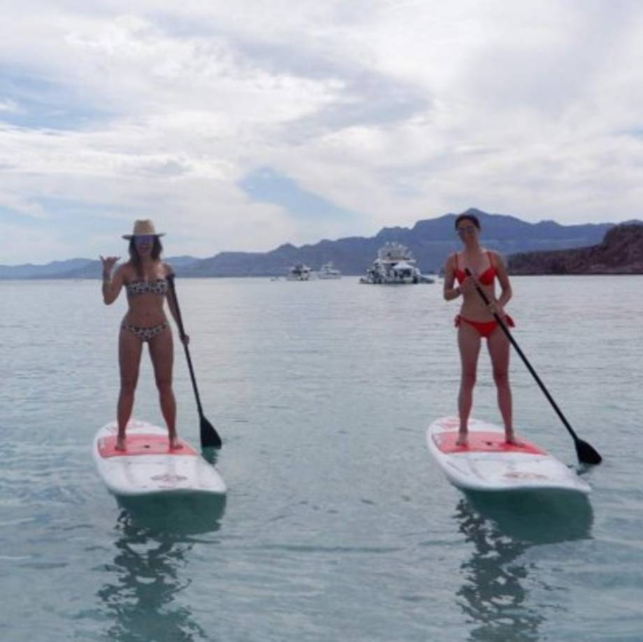 El fin de semana sorprendió a sus casi 6 millones de seguidores en Instagram, publicando varias imágenes de ella mostrando sus curvas en bikini.<br/><br/>