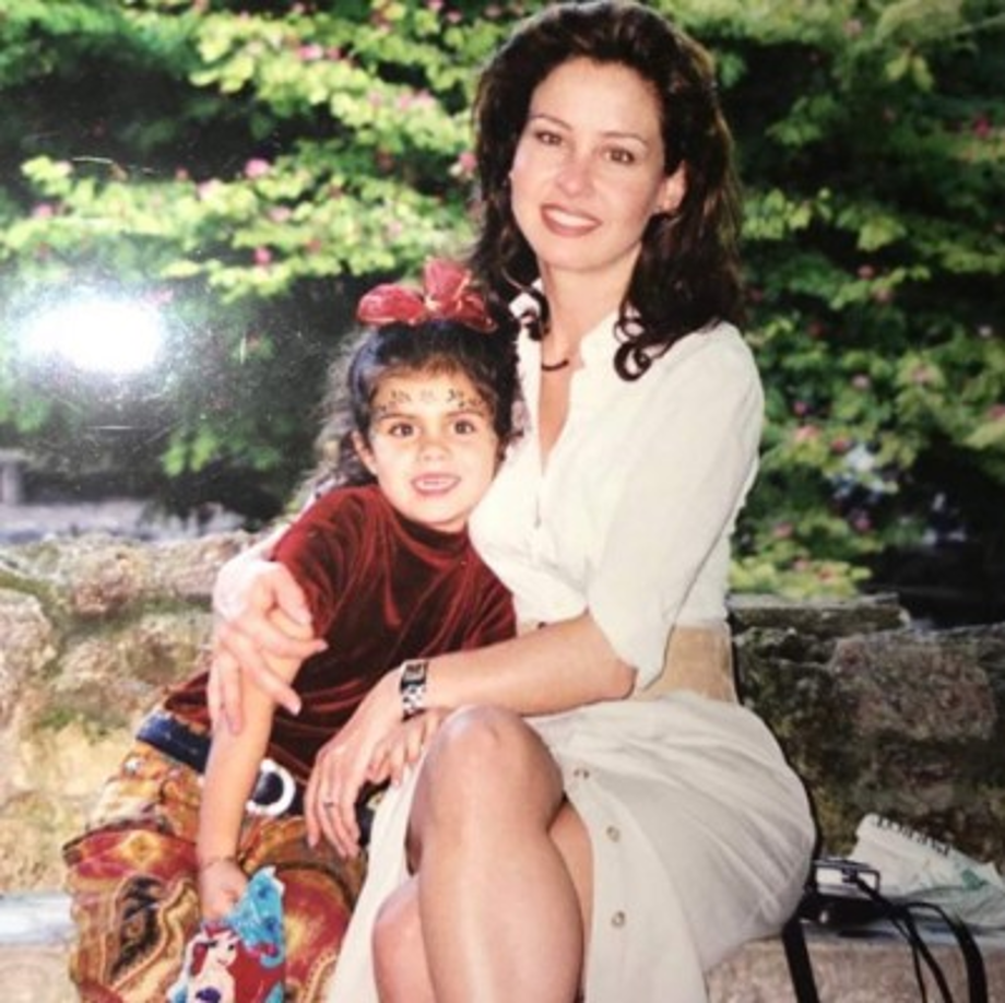 Esta es la imagen que causó bastante furor en la red social de fotografías. La panorámica compartida por Myrka logró más de 28 mil 'me gusta' y cientos de comentarios. Los seguidores de la periodista se mostraron sorprendidos con la transformación física, tanto de Myrka como de su hija.