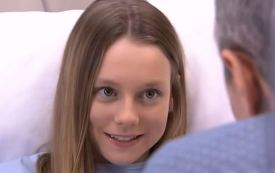 La madrileña debutó en la serie “Vis a Vis”, en 2016, y ese mismo año apareció en la docuserie “Centro Médico”, cuando era una adolescente.