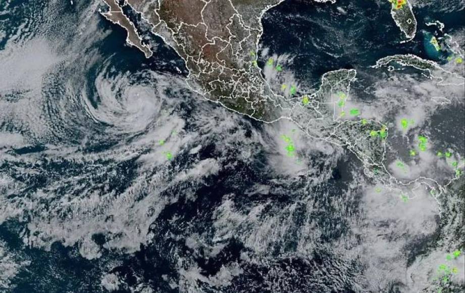 Los nombres que recibirán las tormentas tropicales del Pacífico son: Adrián, Max, Beatriz, Norma, Calvin, Otis, Dora, Pilar, Eugene, Ramón, Fernanda, Selma, Greg, Todd, Hilary, Verónica, Irwin, Wiley, Jova, Xina, Kenneth, York, Lidia, Zelda.