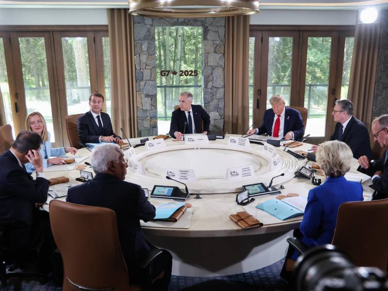 Los líderes del G7 durante una reunión en Canadá.