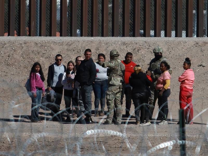 Estados Unidos busca frenar la inmigración irregular hacia su territorio con nuevas restricciones.