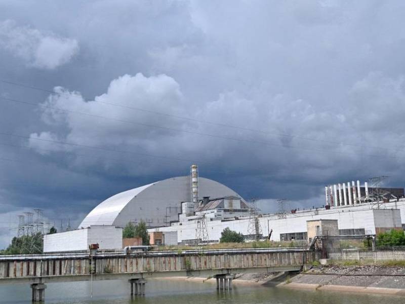 Los soldados ucranianos retomaron el control de Chernóbil tras la retirada de las tropas rusas.