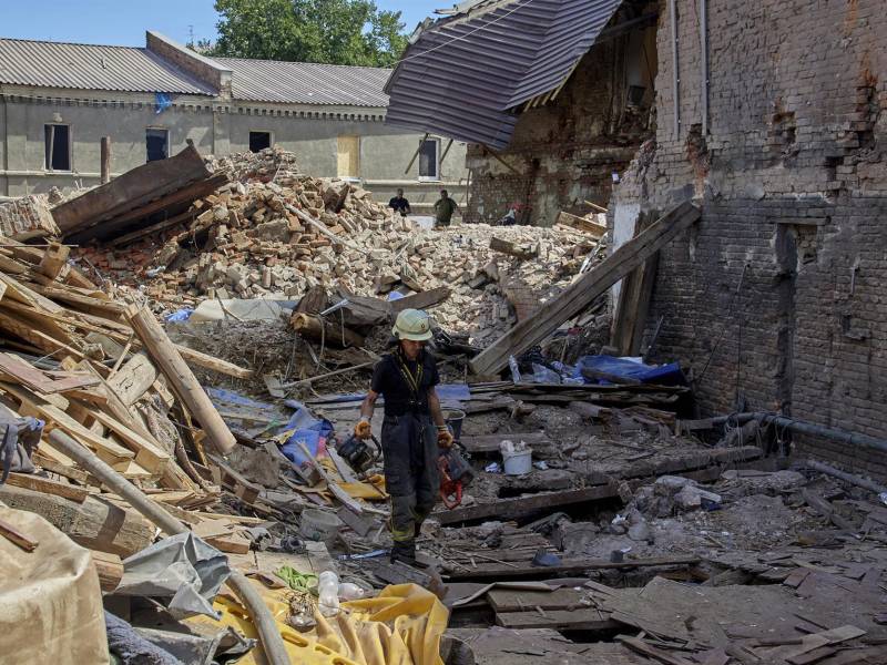 El portavoz ruso de Defensa, Ígor Konashénkov, confirmó hoy la muerte de 50 de los 193 prisioneros ucranianos que se encontraban en el recinto.