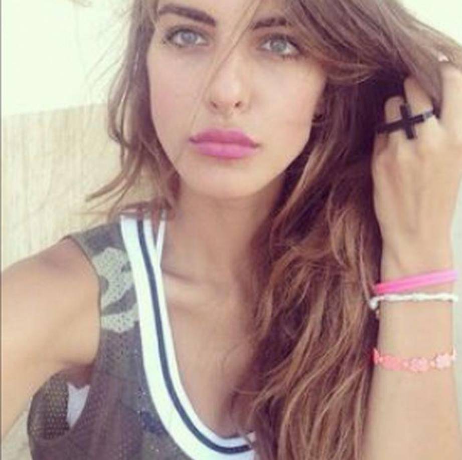 De momento, Camila se encuentra en Caracas, desde donde se ha convertido en una de las principales defensoras de su esposo.